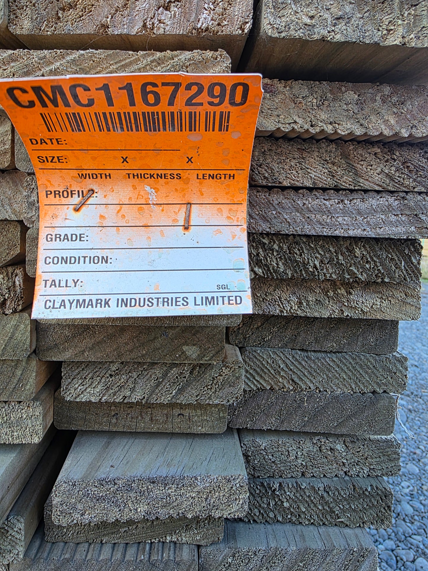 90x19 Merch Grade Decking Griptread 1100LM (Dated Stock)