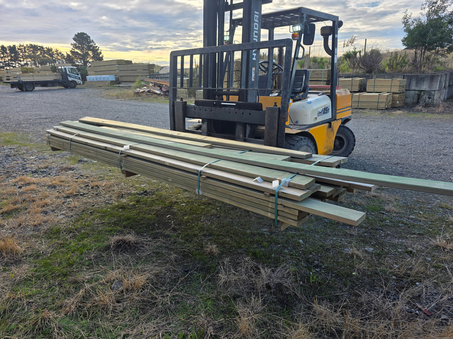 140x32 Merch Smooth Decking Packet Deal 150.3LM #2315200