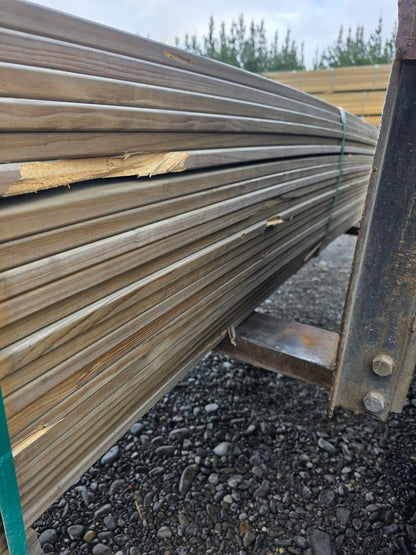 90x19 Merch Grade Decking Griptread 1100LM (Dated Stock)