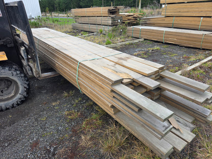 140x32 Merch Grade Decking Smooth 405.0LM (Dated Stock)