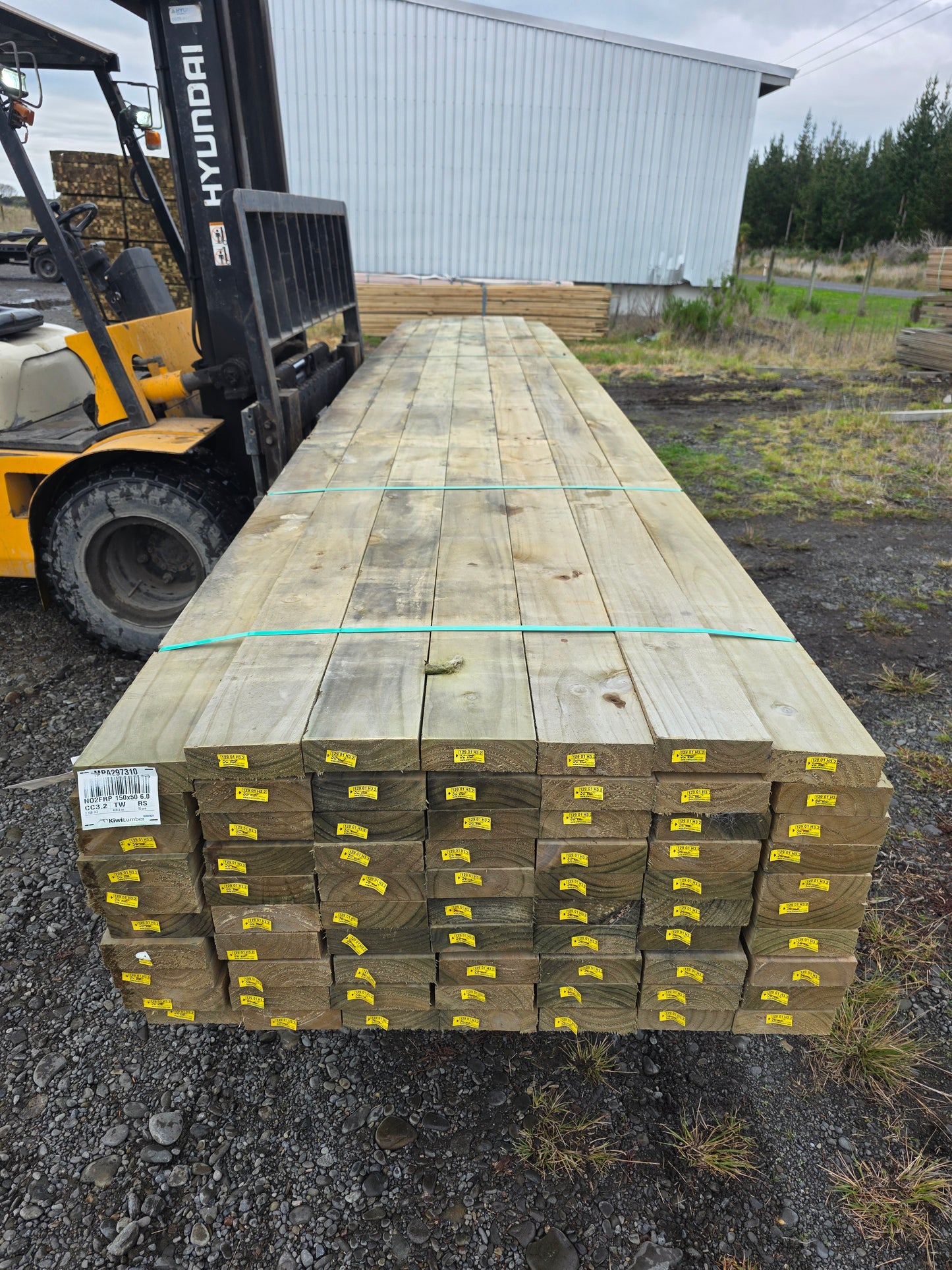 150x50 H3.2 No2 Sawn Rails 70 x 6.0m