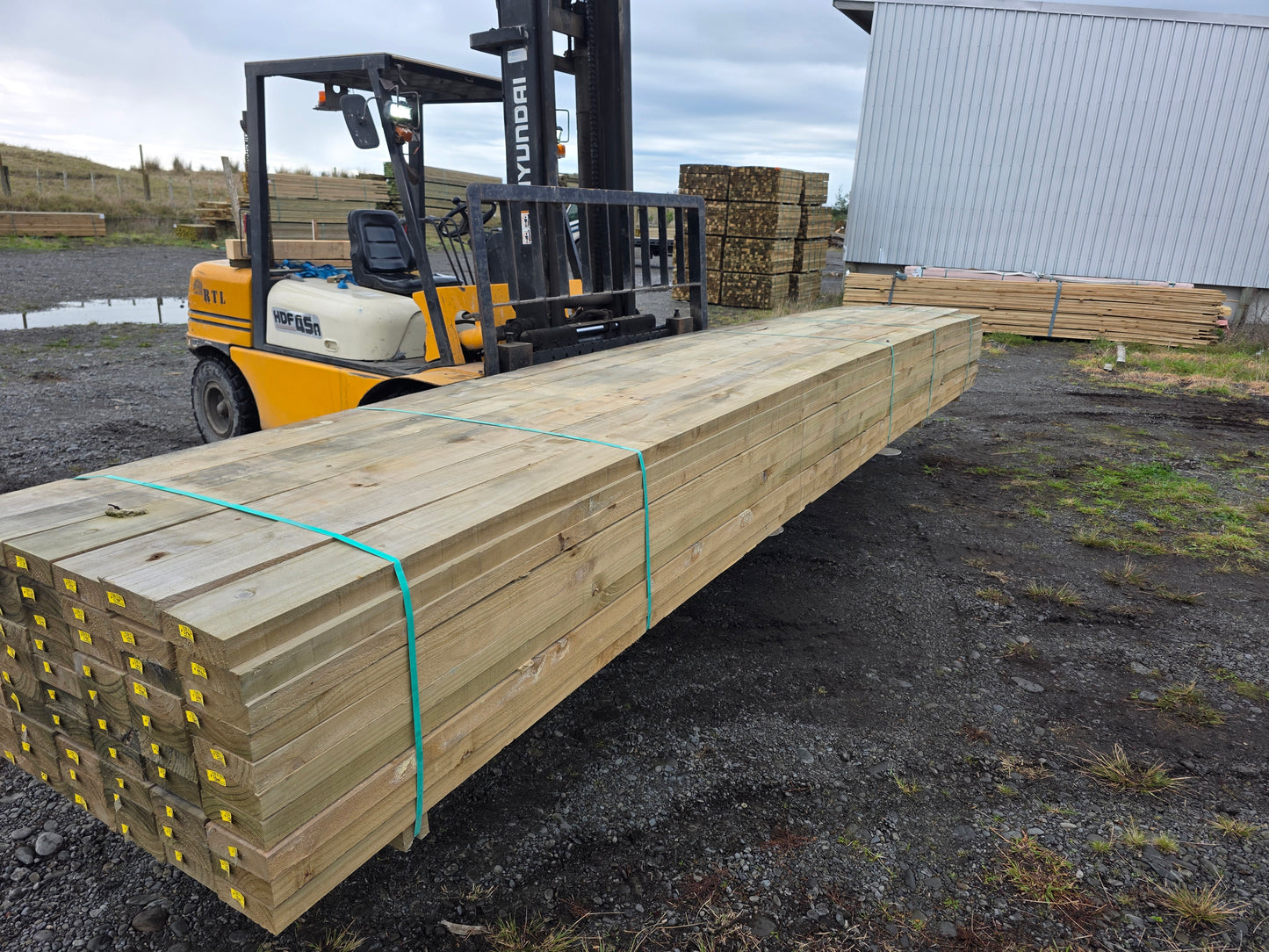 150x50 H3.2 No2 Sawn Rails 70 x 6.0m