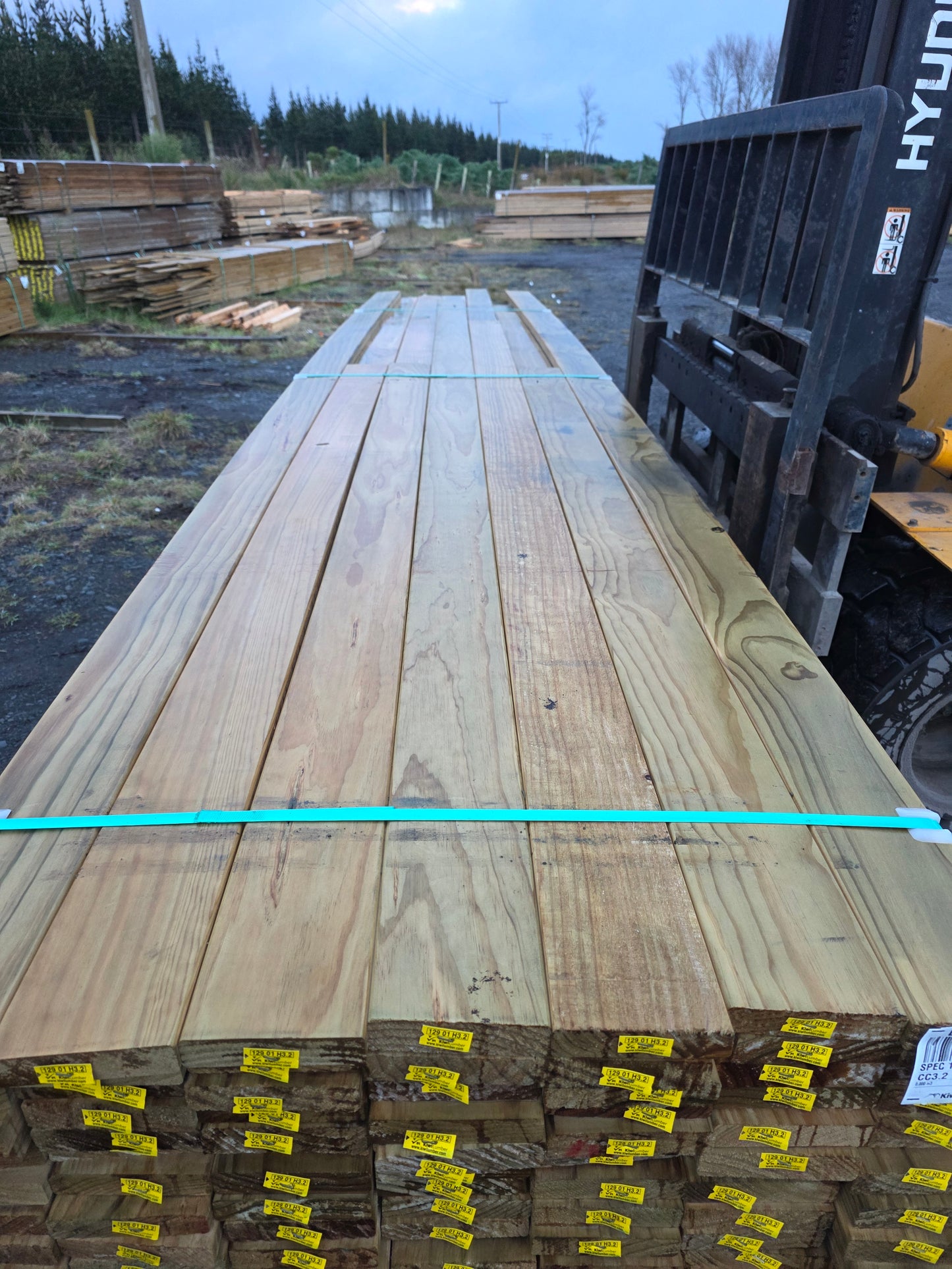 140x32 H3 Smooth Decking "Seconds" 471.6m #DPA119856