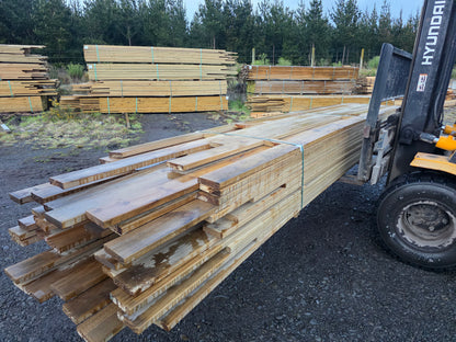 140x32 H3 Smooth Decking "Seconds" 499.8m #DPA113878