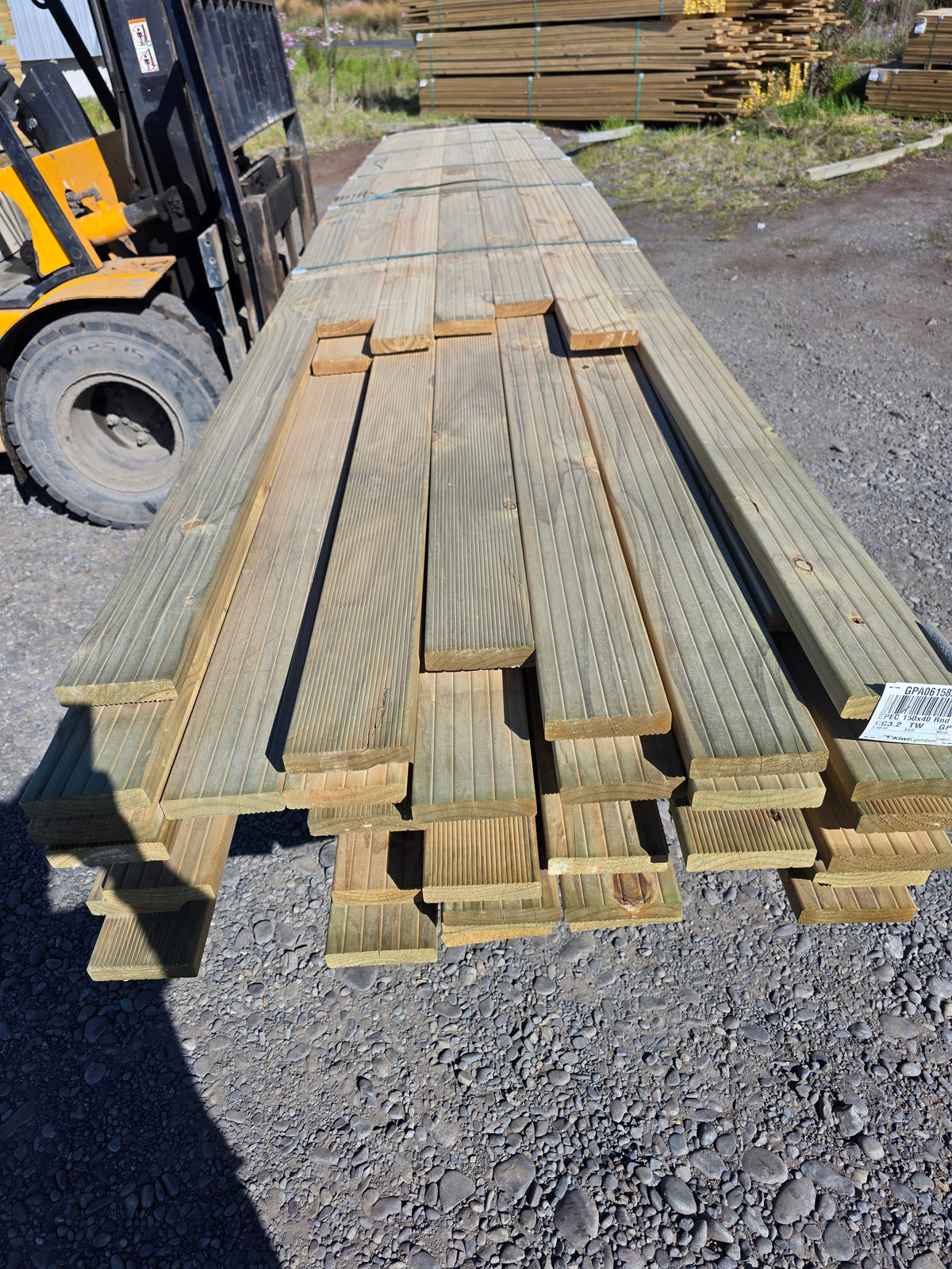 140x32 H3.2 TW Downgrade Griptread Decking 527.7LM #GPA061589