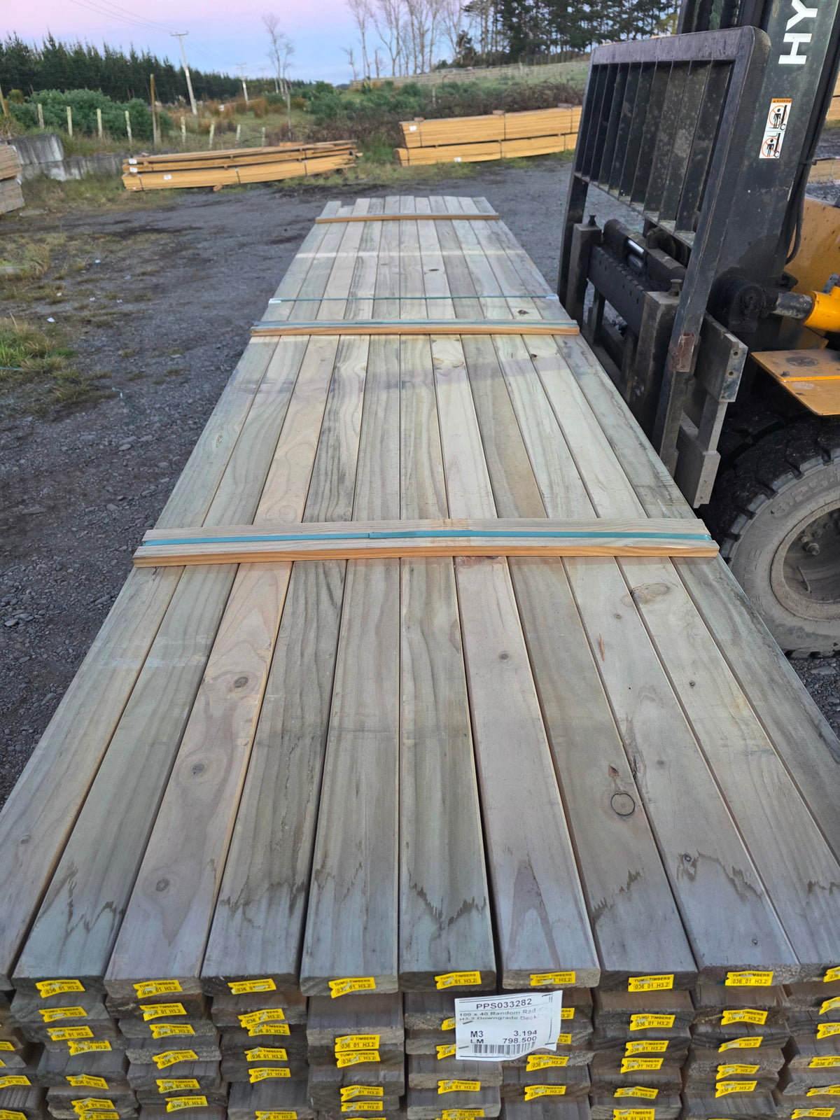 90x32 H3.2 TW Downgrade Griptread Decking 798.5LM #PPS033282