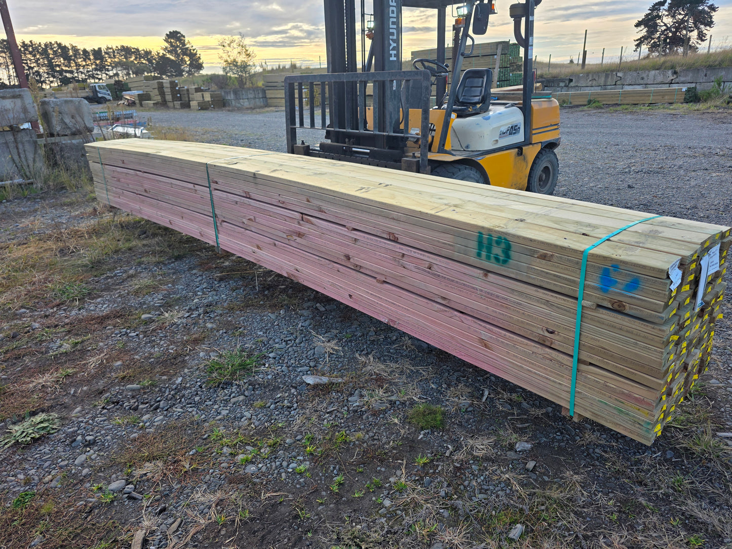 140x35 H3.2 TW no2 Framing/Rails pack 85 x 5.4m #RS045080